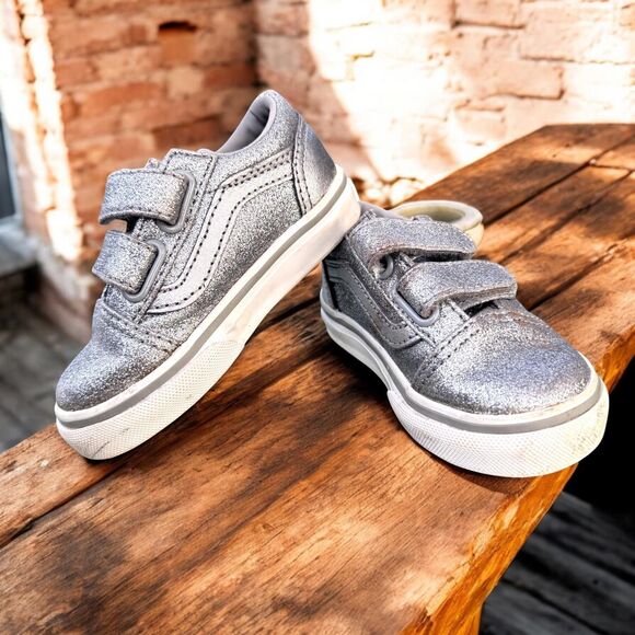EUC Toddlers Glitter Metallic Old Skool Vans Size 5 - Picture 1 of 5